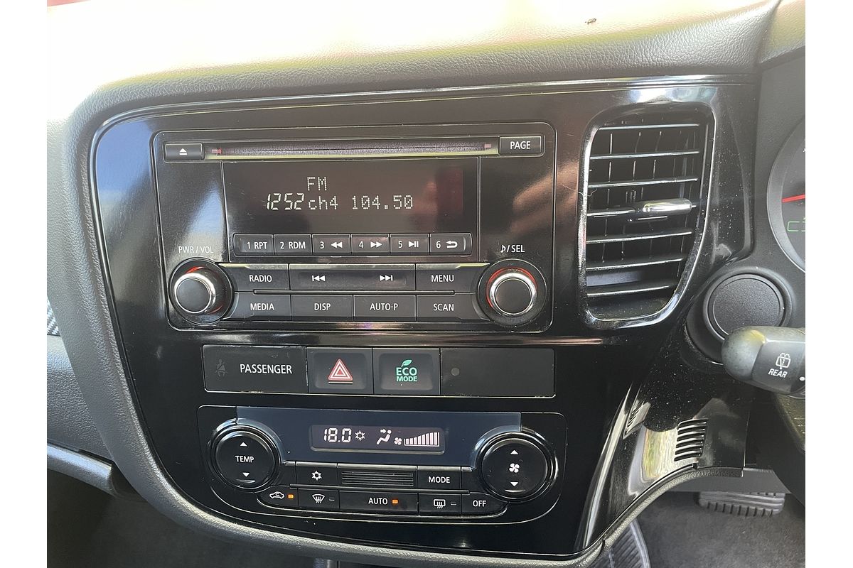 2012 Mitsubishi Outlander ES ZJ