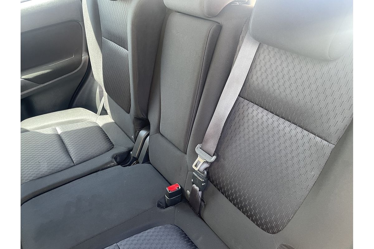 2012 Mitsubishi Outlander ES ZJ