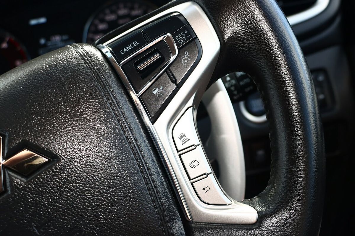 2022 Mitsubishi Pajero Sport GLS QF