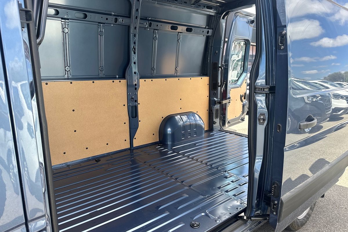2025 Renault Master Pro 110kW X62 Phase 2