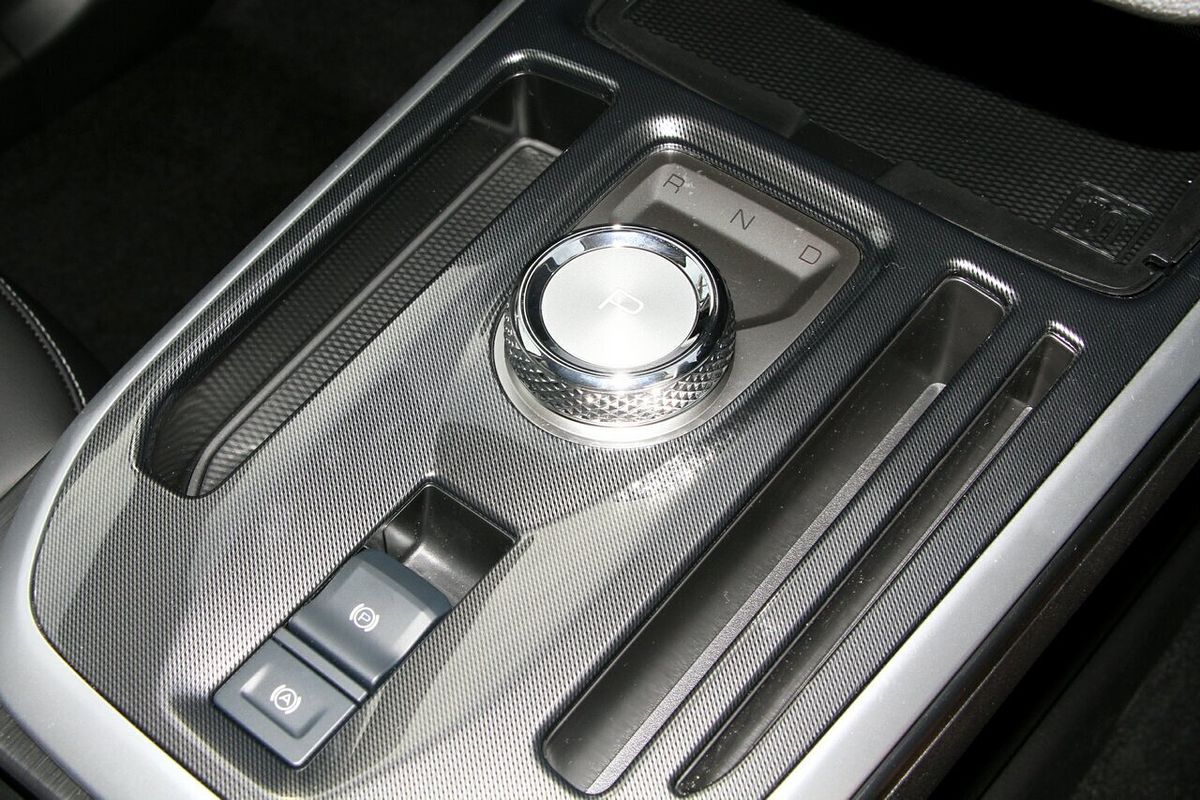 2025 GWM Haval Jolion Lux Hybrid A02