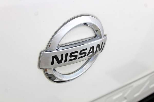 2021 Nissan Navara ST D23 Rear Wheel Drive