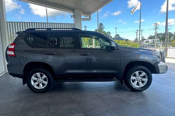 2017 Toyota Landcruiser GDJ150R MY16