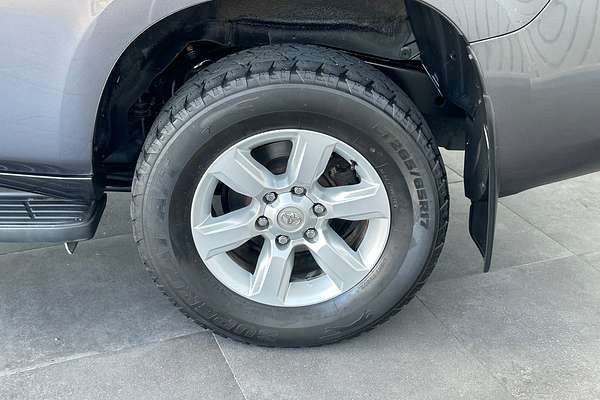 2017 Toyota Landcruiser GDJ150R MY16