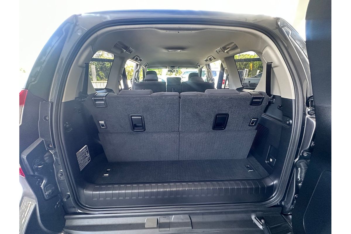 2017 Toyota Landcruiser GDJ150R MY16