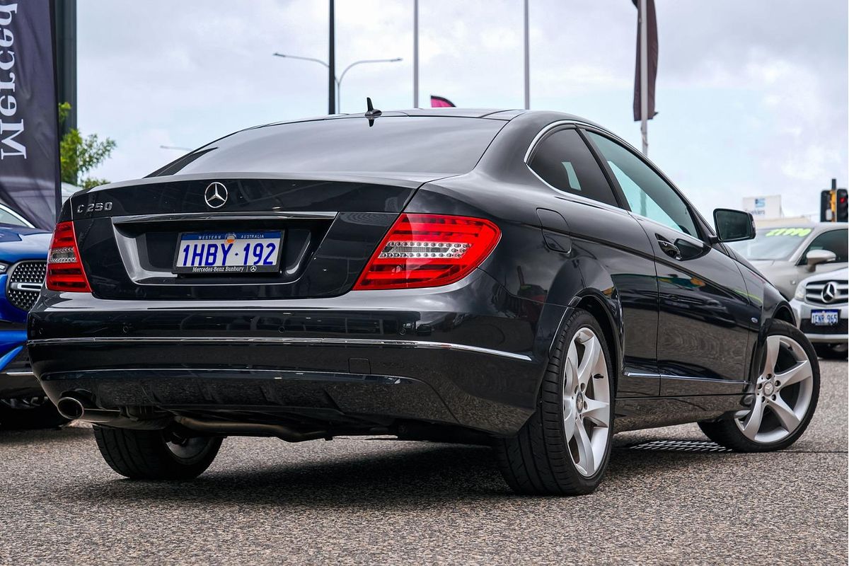 2012 Mercedes-Benz C-Class C250 BlueEFFICIENCY C204