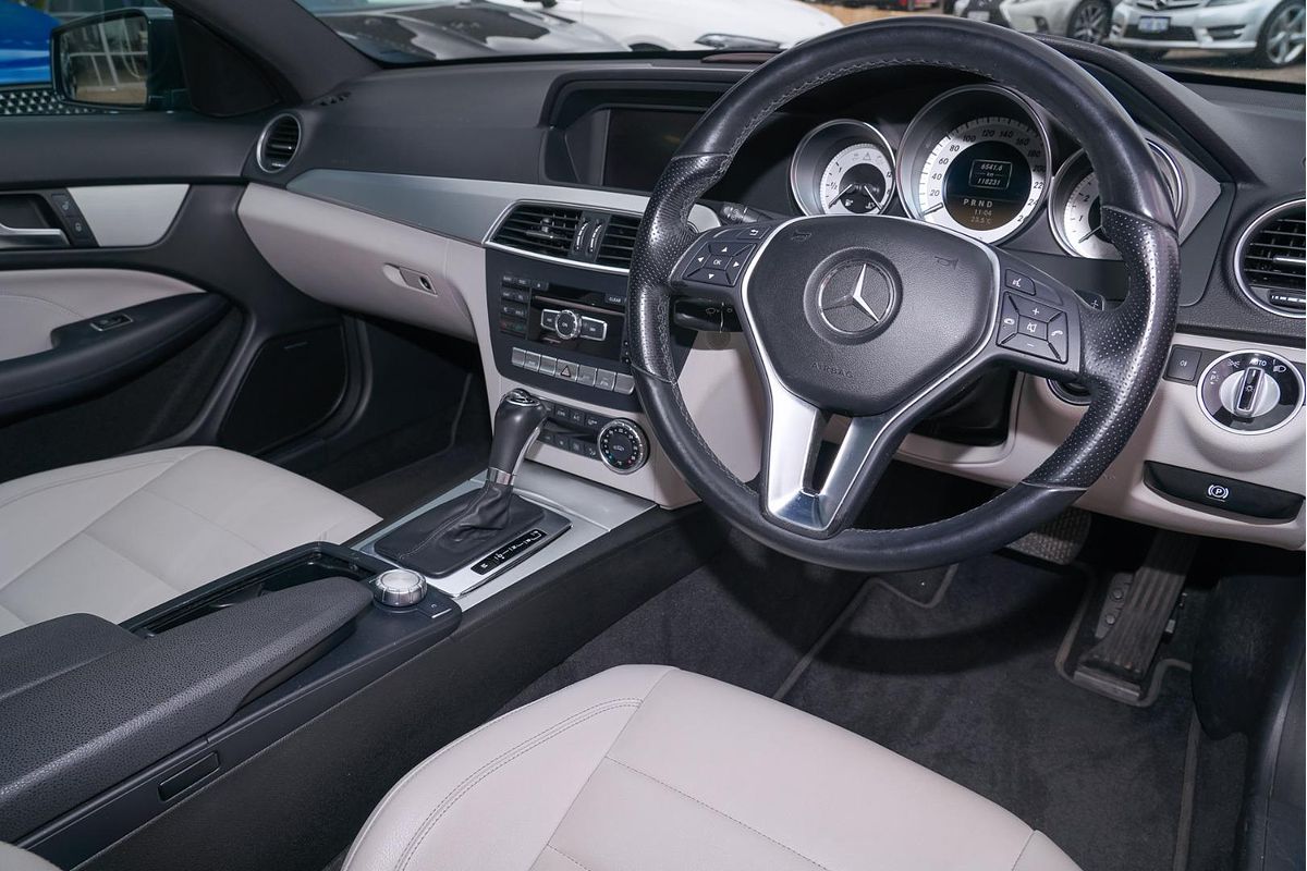 2012 Mercedes-Benz C-Class C250 BlueEFFICIENCY C204