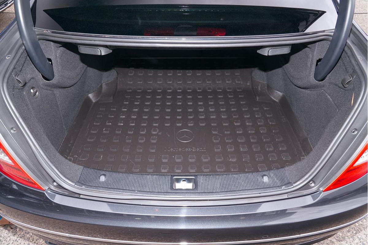 2012 Mercedes-Benz C-Class C250 BlueEFFICIENCY C204