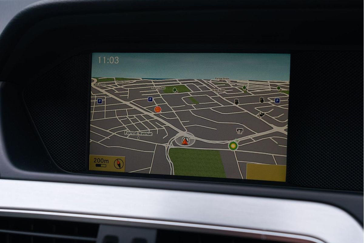 2012 Mercedes-Benz C-Class C250 BlueEFFICIENCY C204