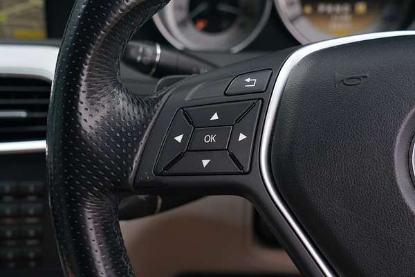 2012 Mercedes-Benz C-Class C250 BlueEFFICIENCY C204
