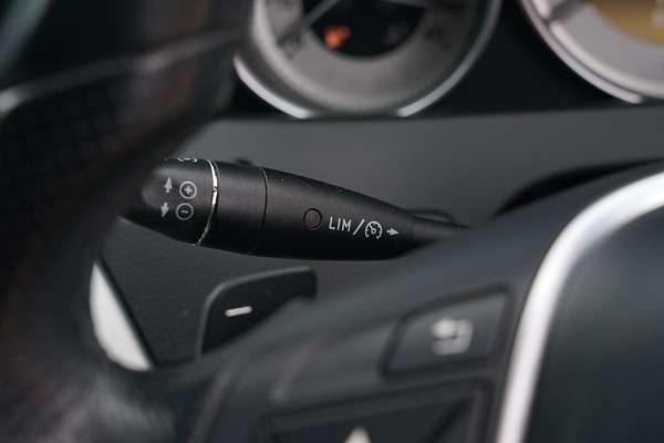 2012 Mercedes-Benz C-Class C250 BlueEFFICIENCY C204