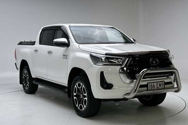 2022 Toyota Hilux SR5 GUN126R 4X4