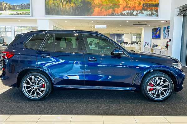 2022 BMW X5 xDrive30d M Sport G05