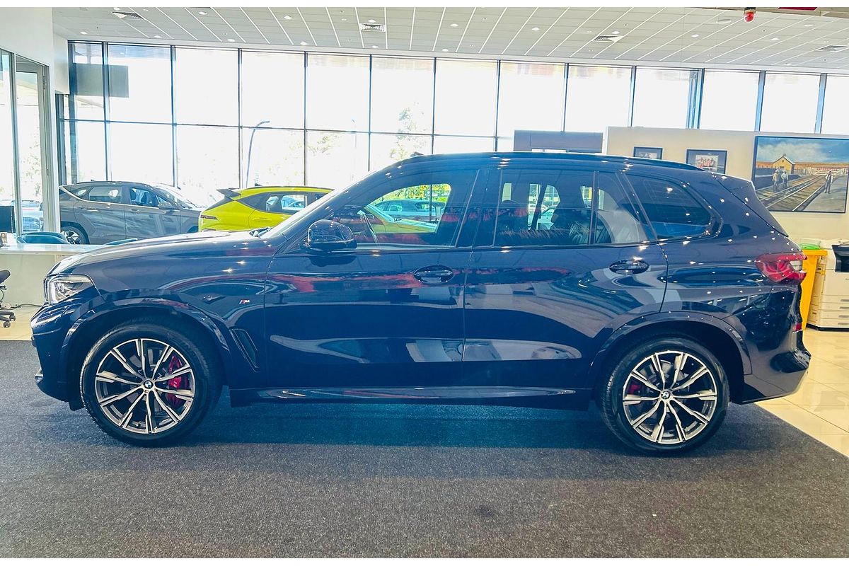 2022 BMW X5 xDrive30d M Sport G05