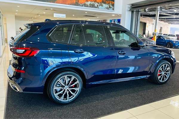 2022 BMW X5 xDrive30d M Sport G05