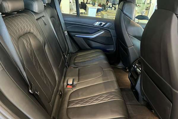 2022 BMW X5 xDrive30d M Sport G05