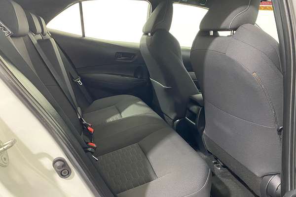 2022 Toyota Corolla Ascent Sport Hybrid ZWE211R