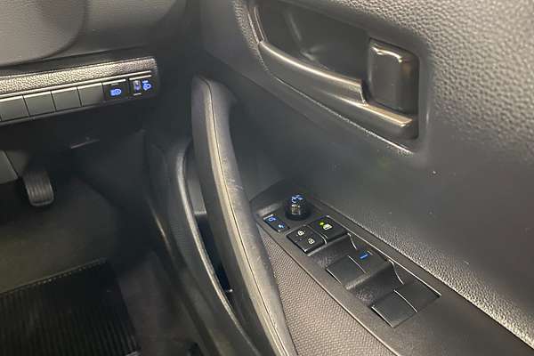 2022 Toyota Corolla Ascent Sport Hybrid ZWE211R