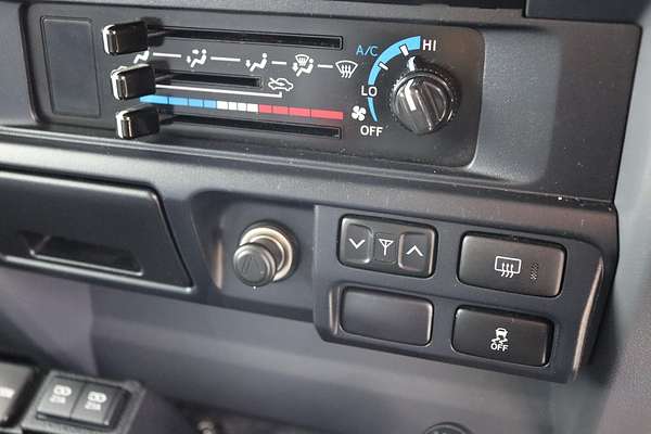 2022 Toyota Landcruiser GXL VDJ76R