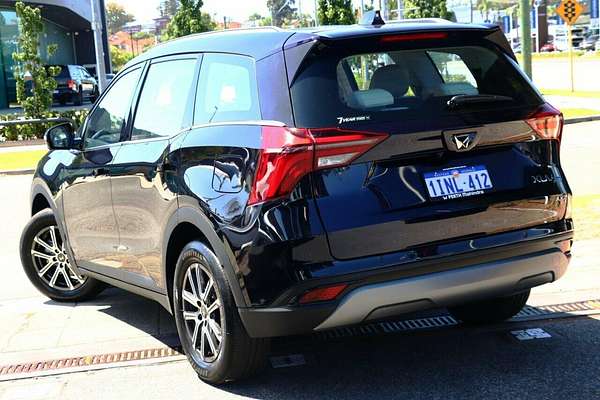 2024 Mahindra XUV700 AX7L