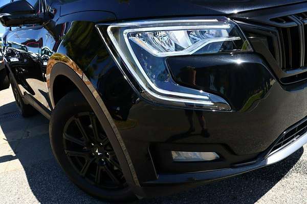 2024 Mahindra XUV700 AX7L Black Edition