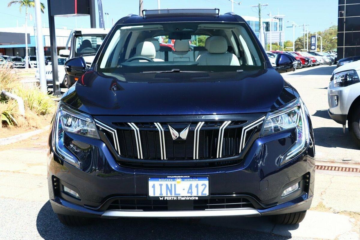 2024 Mahindra XUV700 AX7L