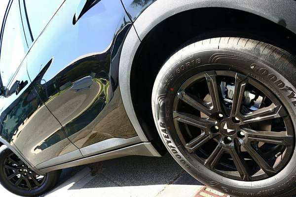 2024 Mahindra XUV700 AX7L Black Edition