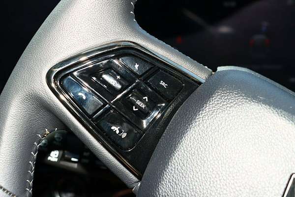 2024 Mahindra XUV700 AX7L Black Edition