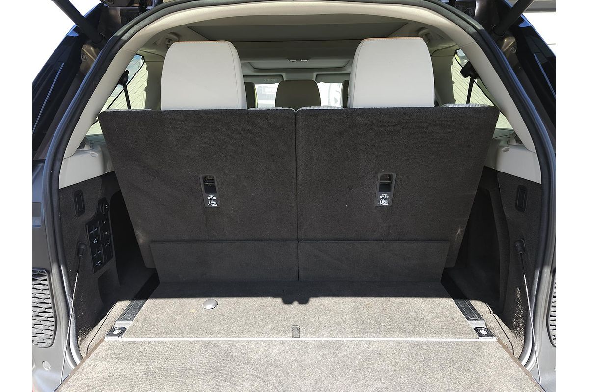 2017 Land Rover Discovery SD4 HSE Luxury Series 5