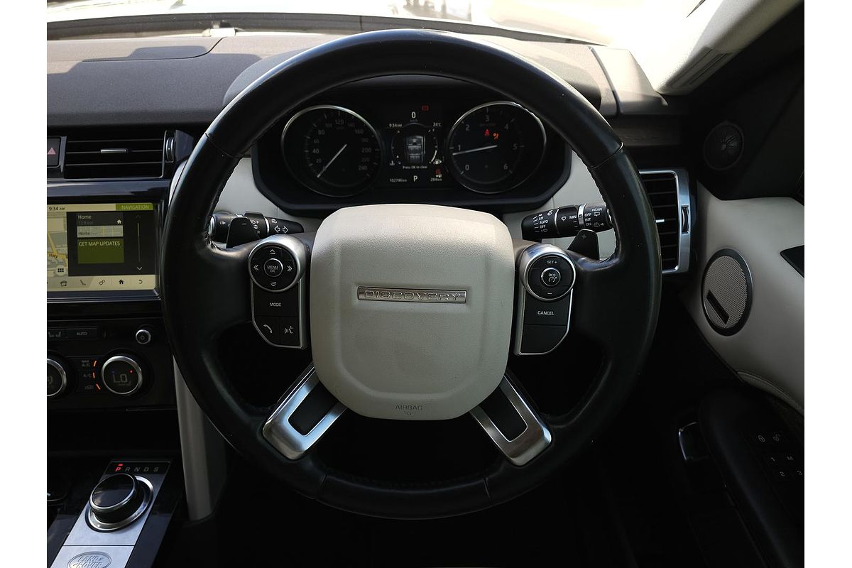 2017 Land Rover Discovery SD4 HSE Luxury Series 5