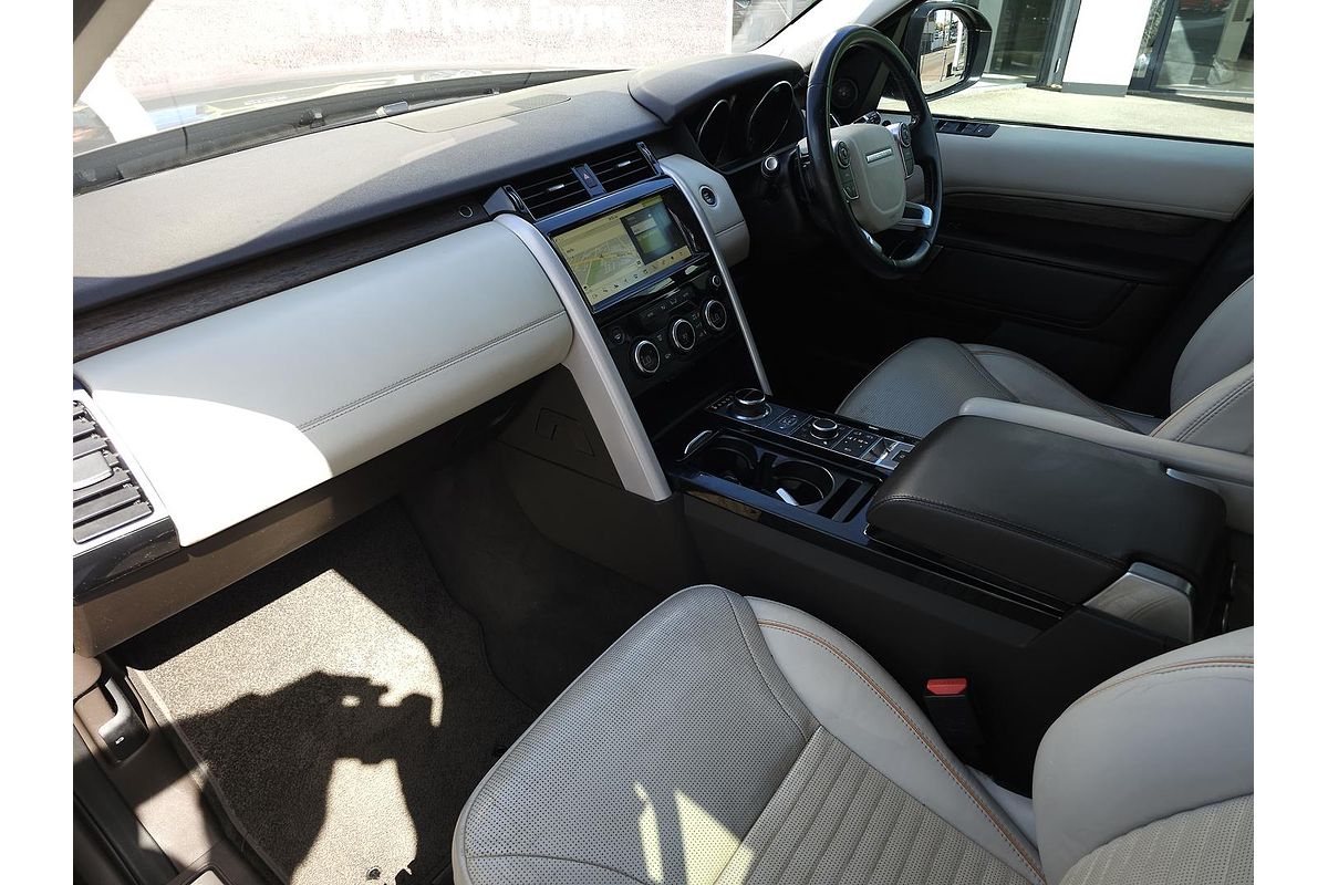 2017 Land Rover Discovery SD4 HSE Luxury Series 5