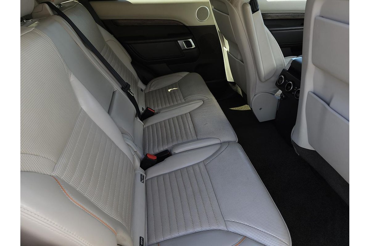 2017 Land Rover Discovery SD4 HSE Luxury Series 5