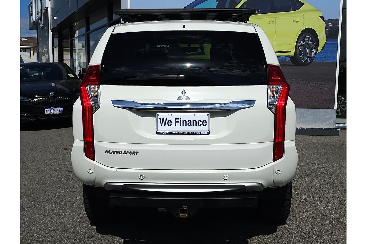 2016 Mitsubishi Pajero Sport GLX QE