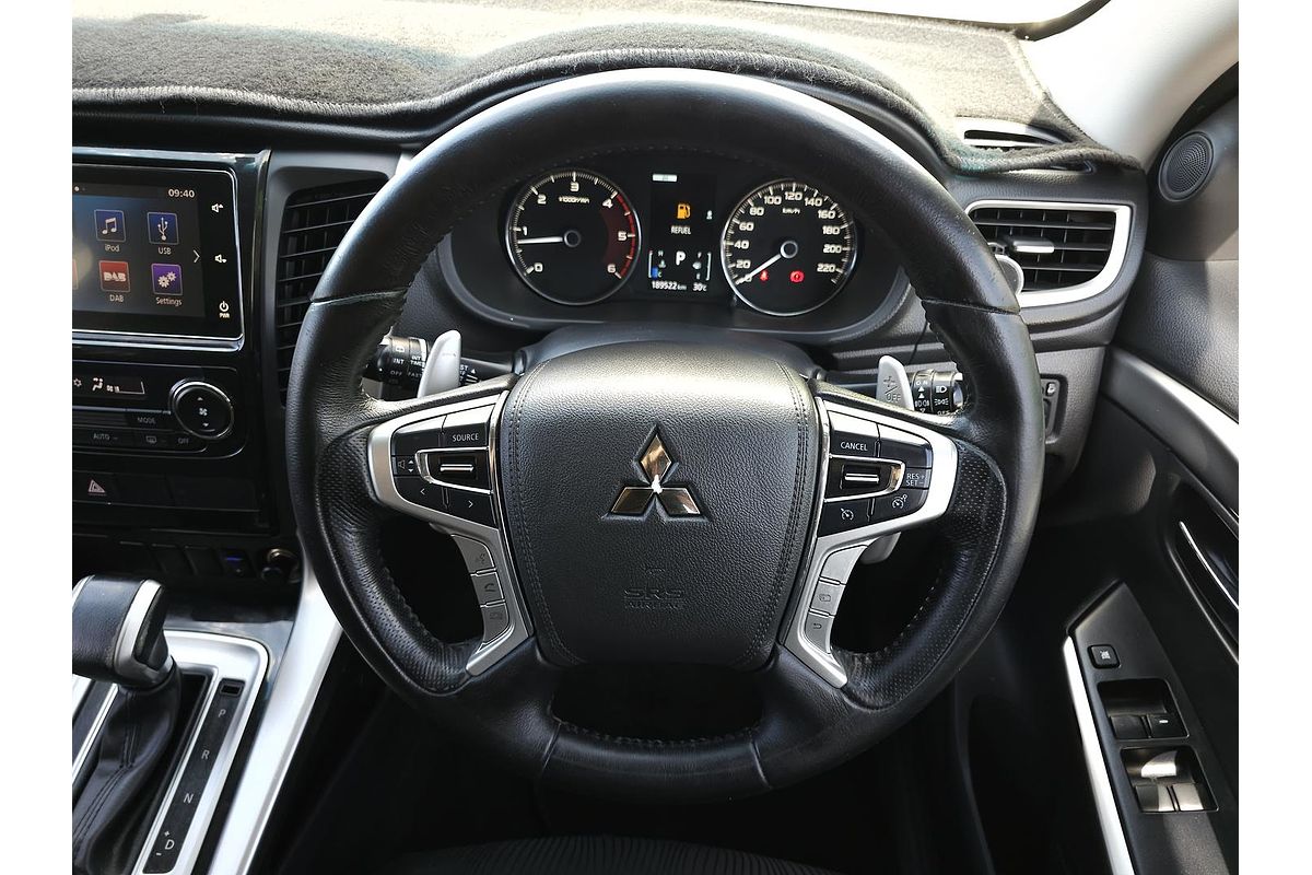 2016 Mitsubishi Pajero Sport GLX QE