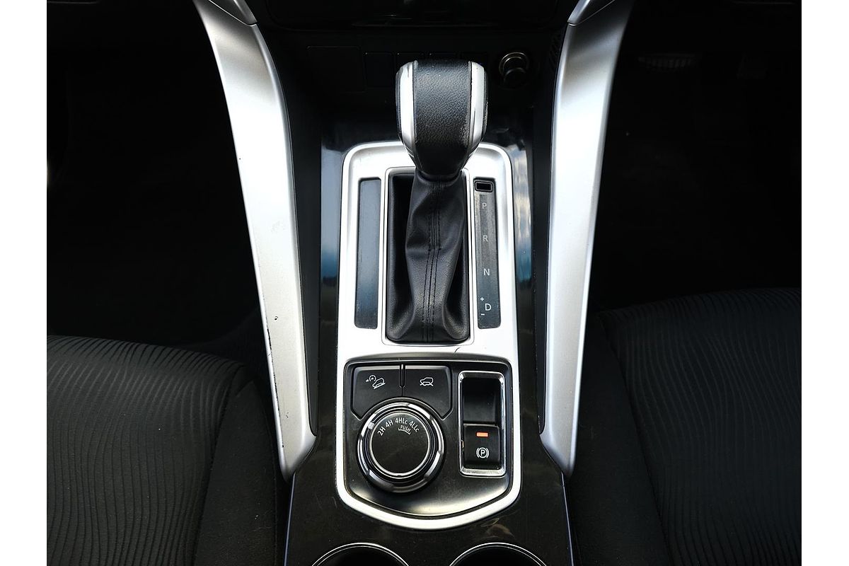 2016 Mitsubishi Pajero Sport GLX QE