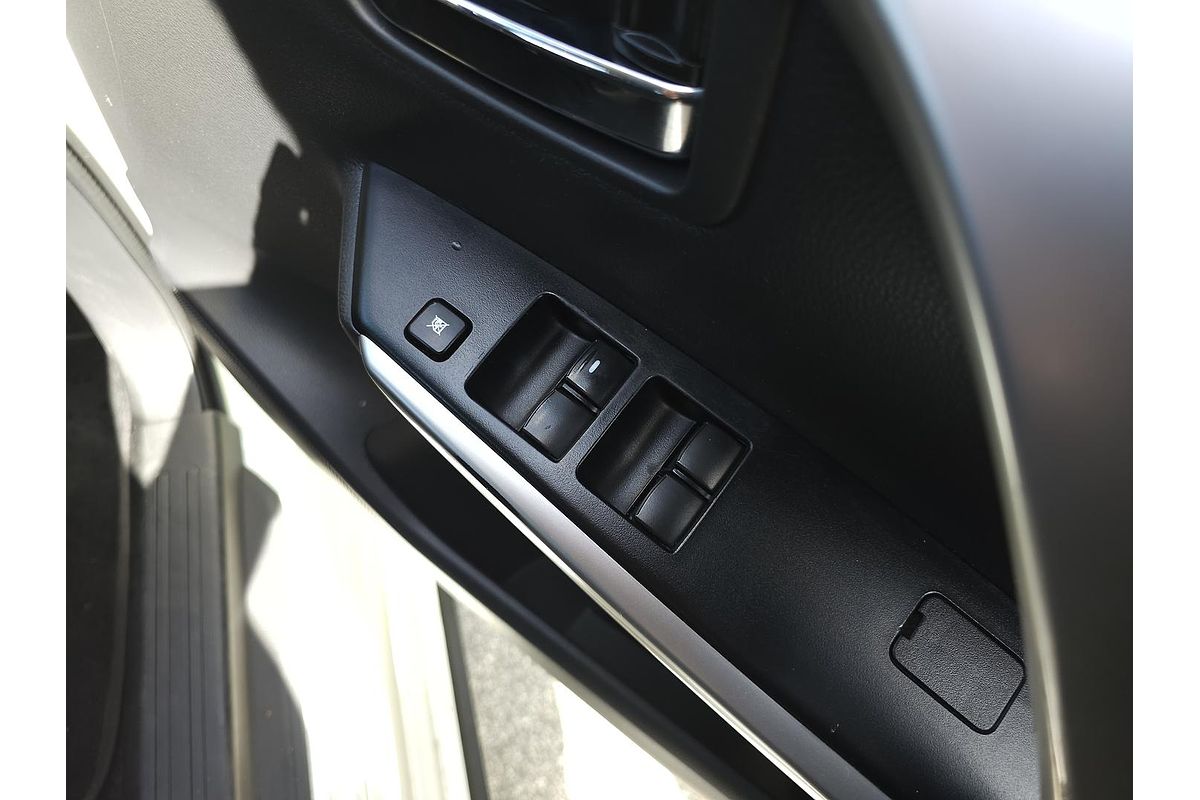 2016 Mitsubishi Pajero Sport GLX QE