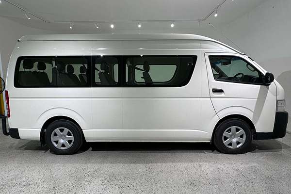 2018 Toyota Hiace Commuter TRH223R