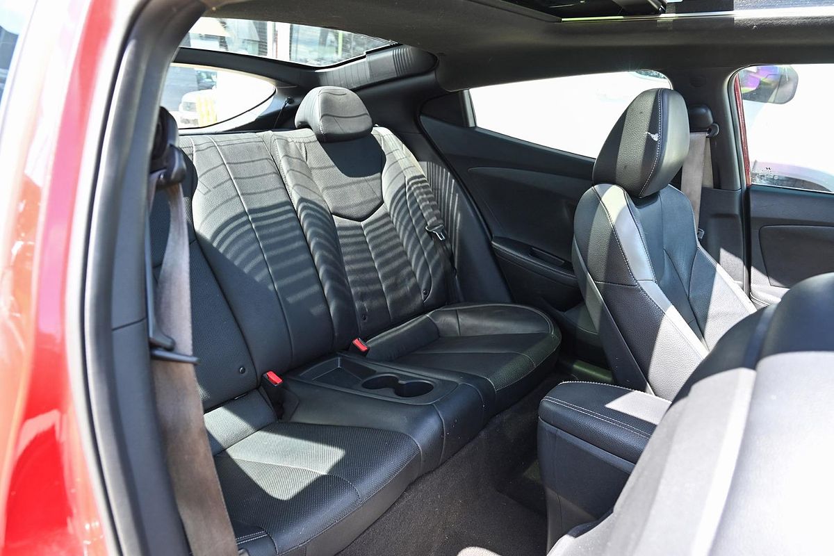 2016 Hyundai Veloster SR Turbo + FS4 Series II
