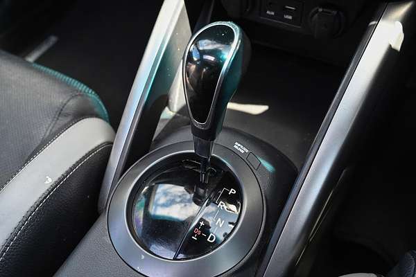 2016 Hyundai Veloster SR Turbo + FS4 Series II