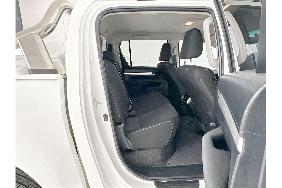 2018 Toyota Hilux SR5 GUN126R 4X4