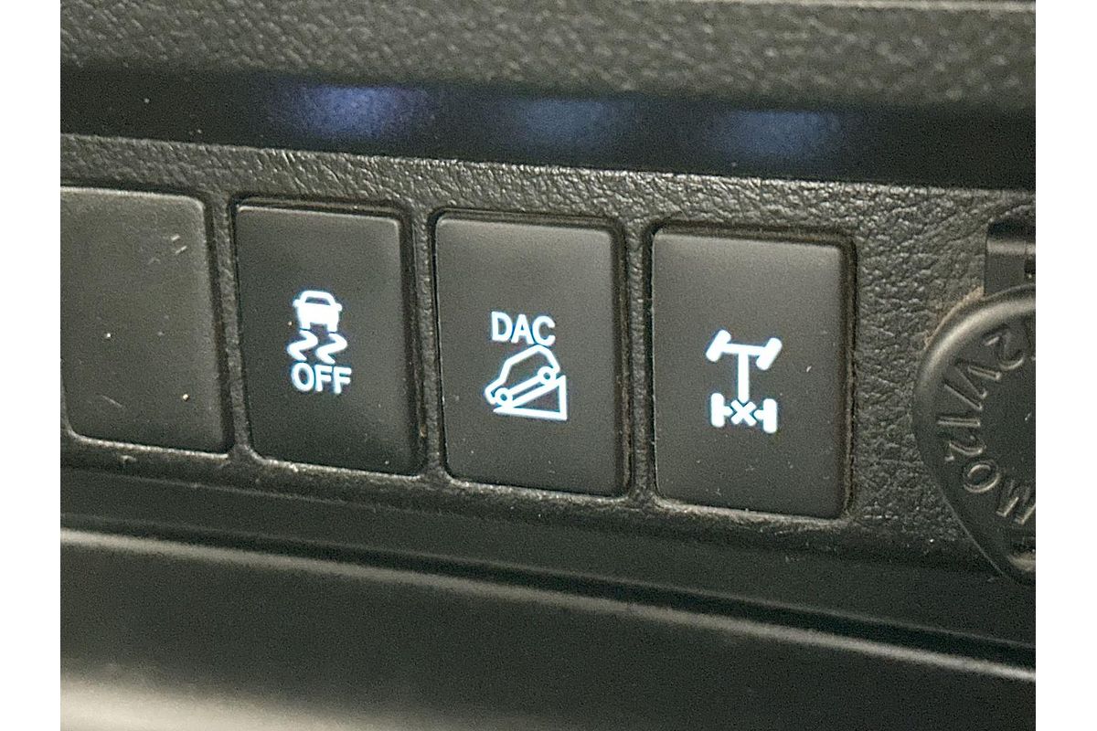 2018 Toyota Hilux SR5 GUN126R 4X4