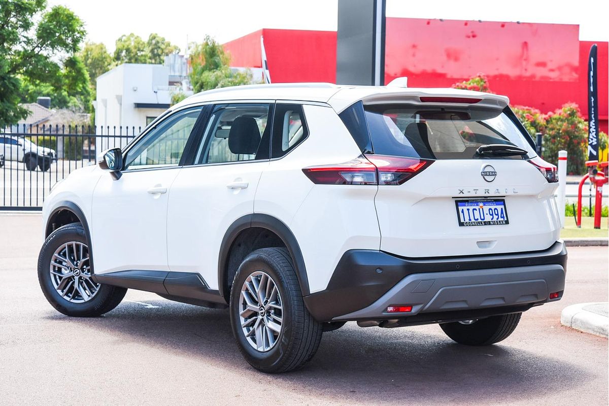 2023 Nissan X-TRAIL ST T33