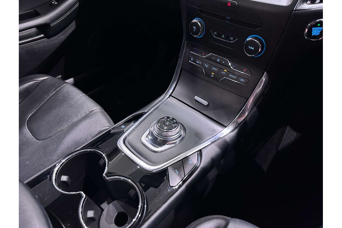 2019 Ford Endura Titanium CA