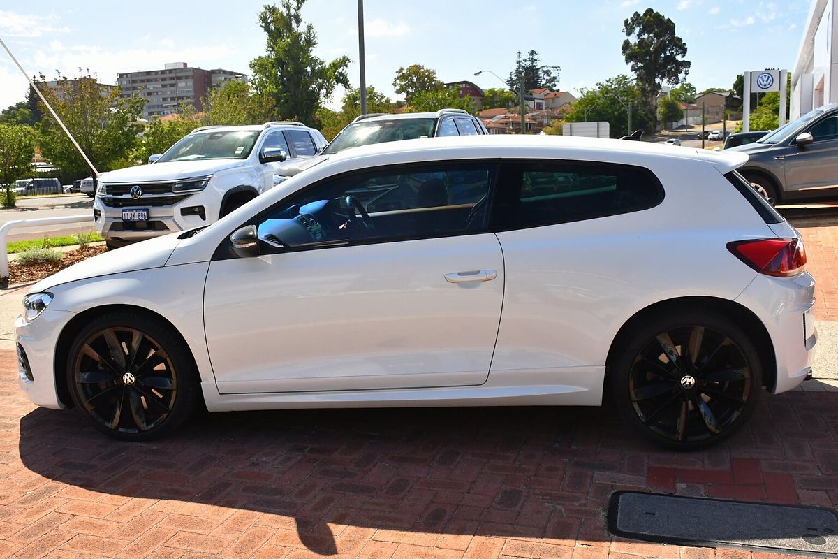 2016 Volkswagen Scirocco R Wolfsburg Edition 1S