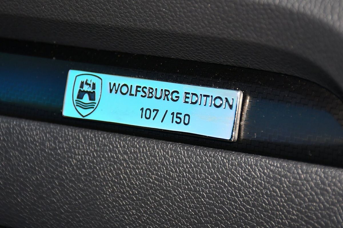 2016 Volkswagen Scirocco R Wolfsburg Edition 1S