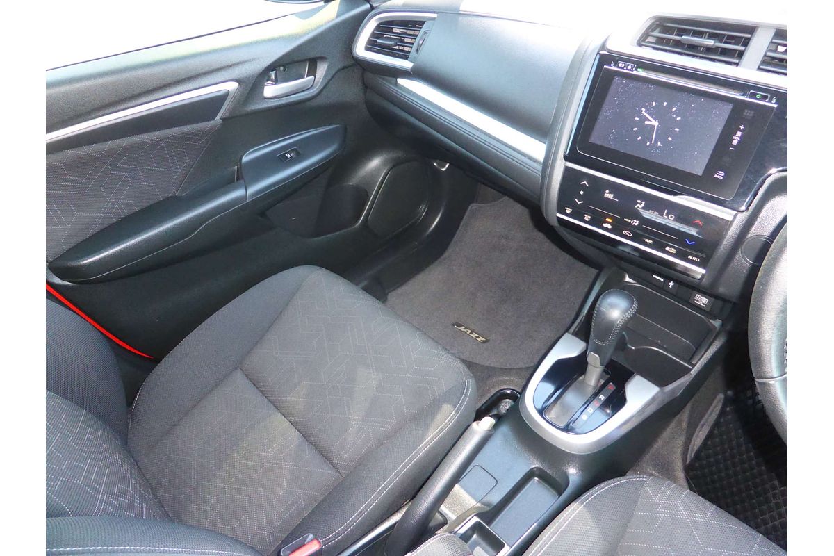 2015 Honda Jazz VTi-S GF