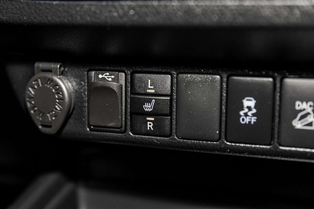 2019 Toyota Hilux Rugged X GUN126R 4X4