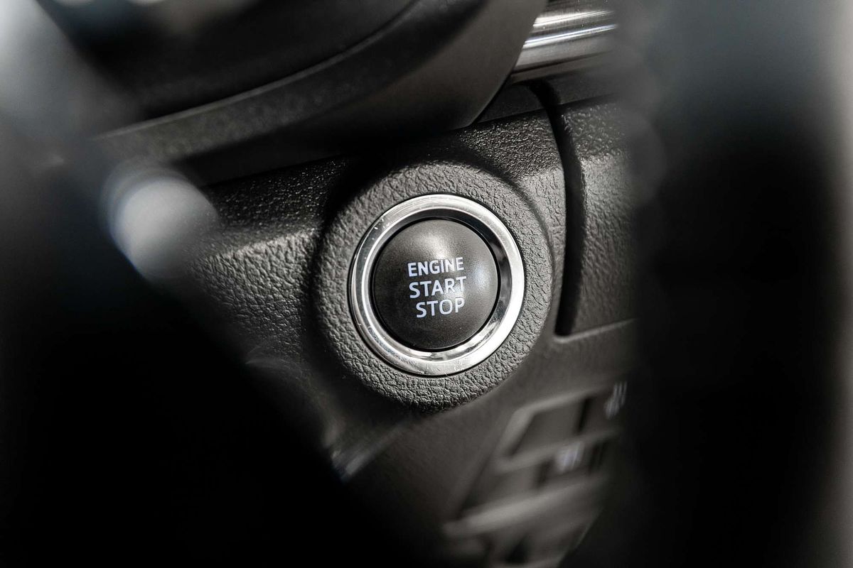 2019 Toyota Hilux Rugged X GUN126R 4X4