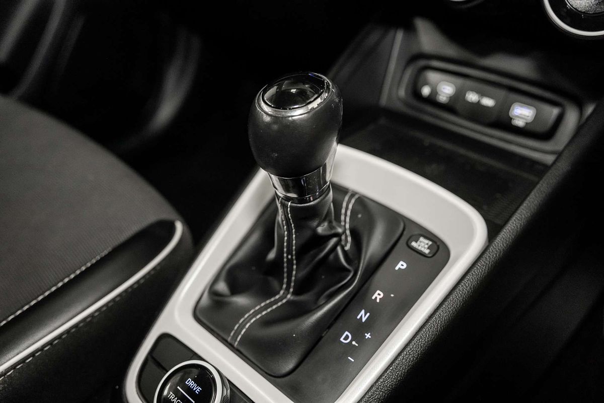 2023 Hyundai Venue Active QX.V5