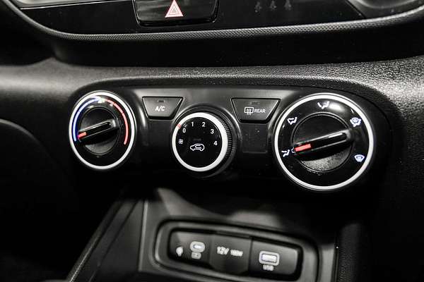 2023 Hyundai Venue Active QX.V5
